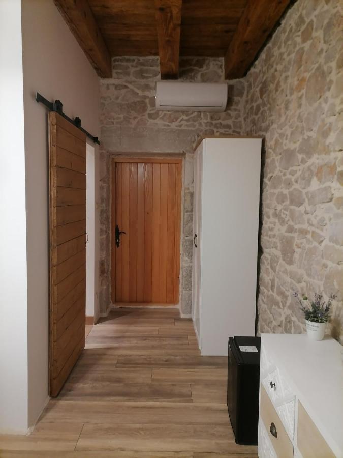Boutique Vila Marijini Dvori Tribalj Exterior foto